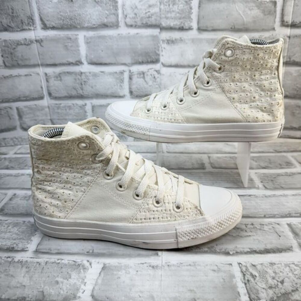 Chuck Taylor All Star Monochrome Vintage White Women's Size 6.5 High Top Sneaker